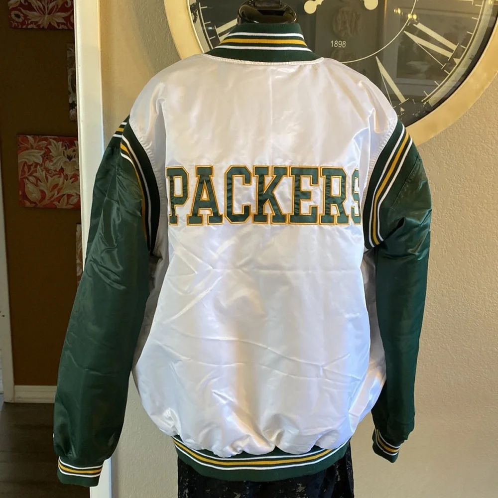 💚💛Green Bay Packers varsity puffer jacket - Picture 2 of 7